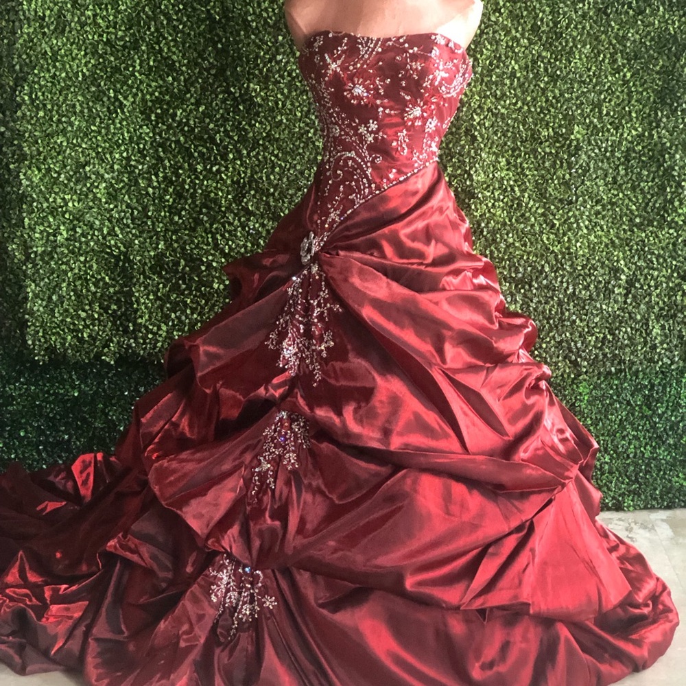 Red wedding dress